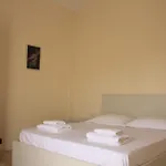 Guri I Atos بيت ضيافة
