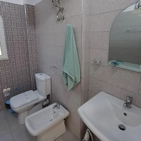 Guri I Atos Гостевой дом Пермети