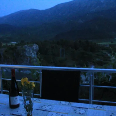 Guri I Atos 3* Пермети