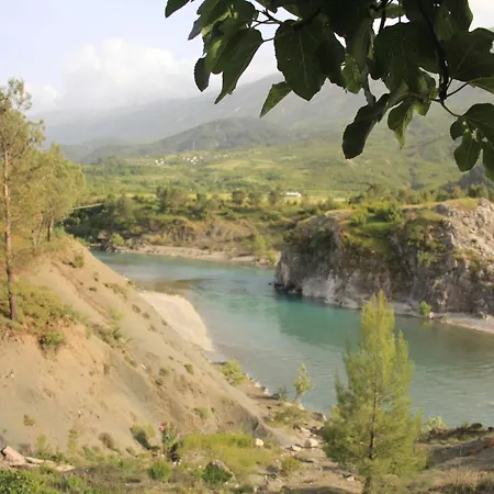 Guri I Atos Гостевой дом