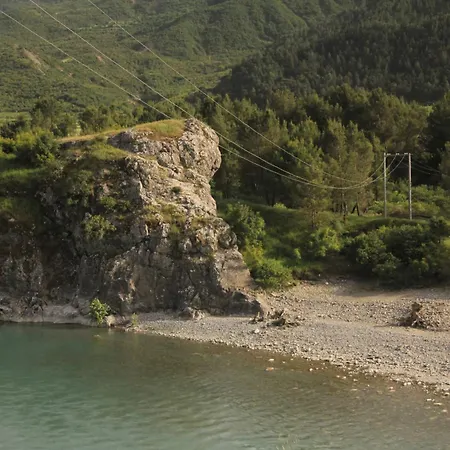 Guri I Atos Гостевой дом 3*